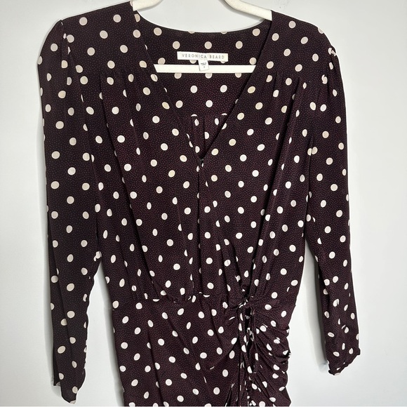 Vernoica Beard Size 2‎ Silk Lou Lou Ruched Flounce Mini Dress Quiet Luxury Clean - Picture 12 of 15